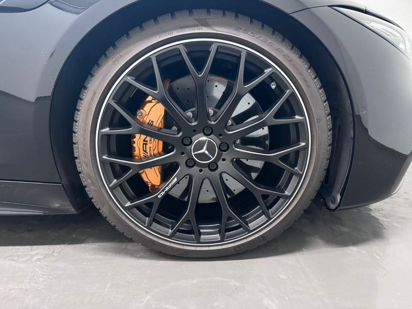 Fahrzeugabbildung Mercedes-Benz SL 63 4MATIC+ *MANUFAKTUR*KERAMIK*NIGHT*