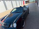Mercedes-Benz Mercedes Benz CLK 320 - Mercedes-Benz CLK 320 aus 1999: Cabrio