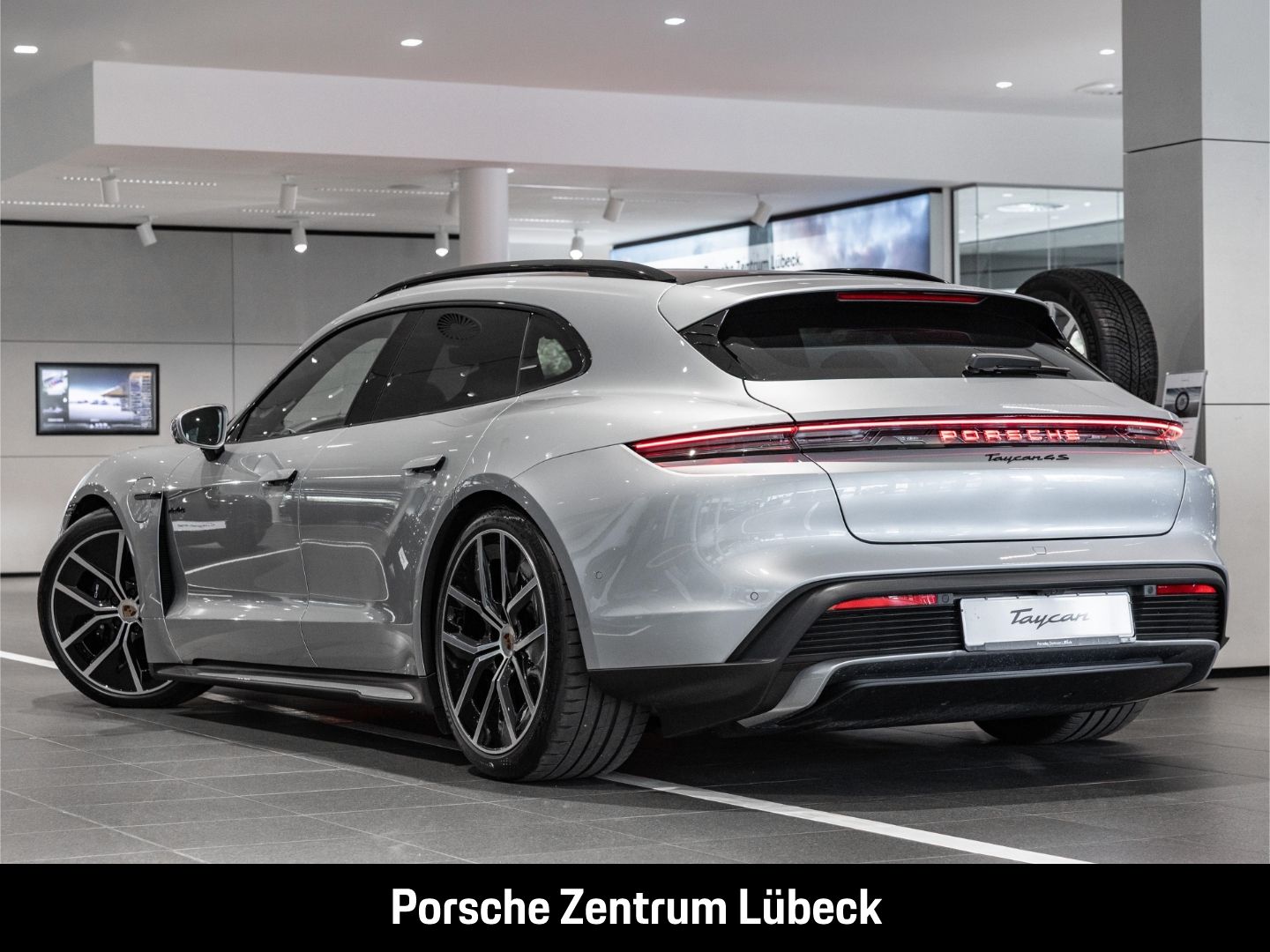 Porsche Taycan 4S Sport Turismo Black Edition InnoDrive imagem 3