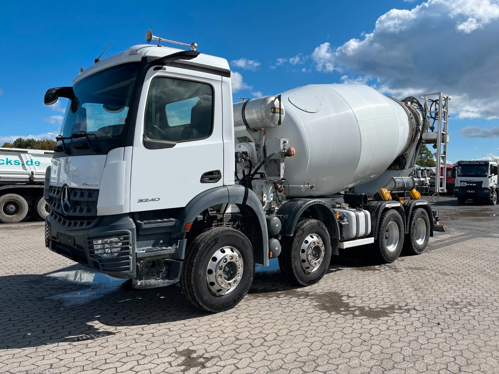 Mercedes-Benz Arocs 3240 Cifa 9cbm , Navi