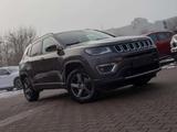Jeep Compass Limited 4WD 1.4l AT/Navi/Beats/Temp - graue Jeep Compass