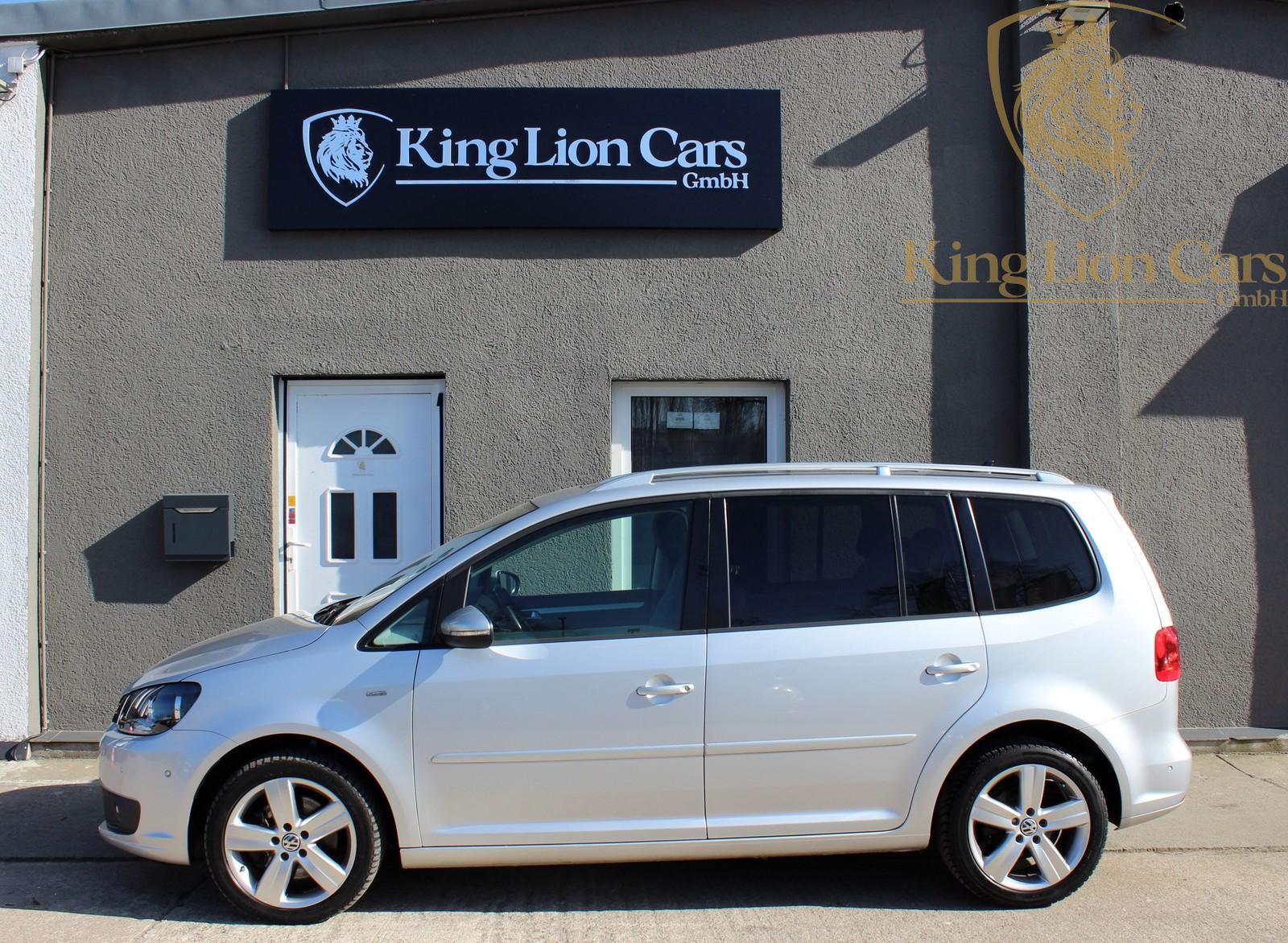Volkswagen Touran 2.0 TDI DSG 7 SITZER+AHK+PANORAMA+NAVI+