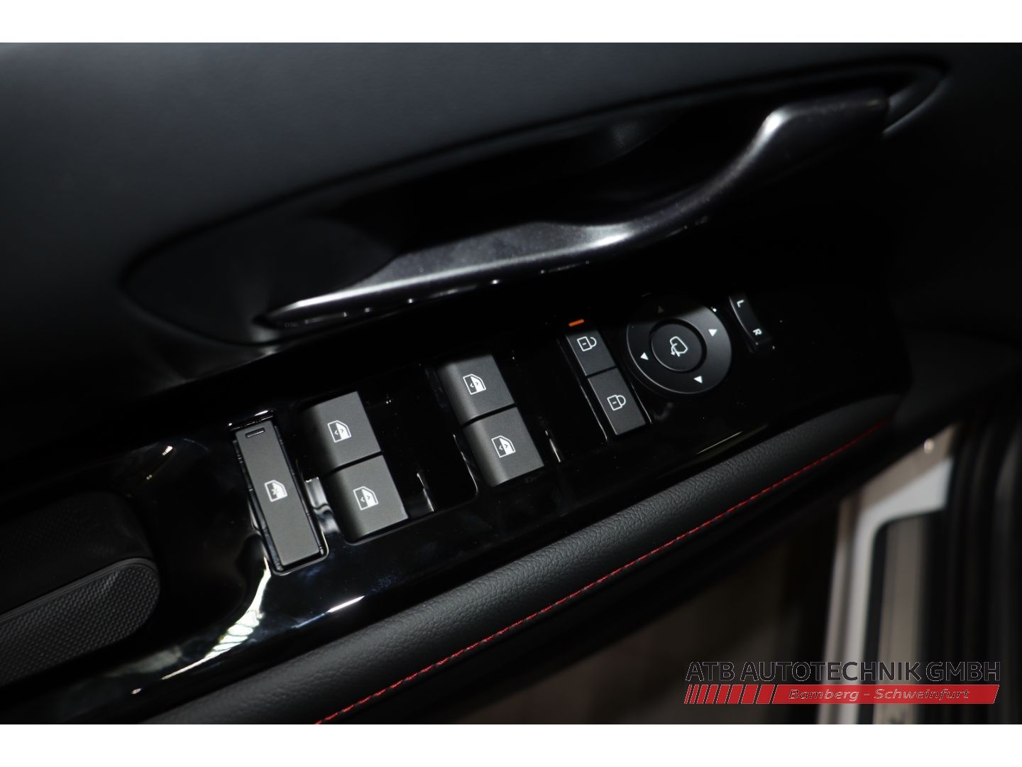 Fahrzeugabbildung Hyundai Tucson N-Line Hybrid MY27 1.6 T-GDi 239 PS 6-AT