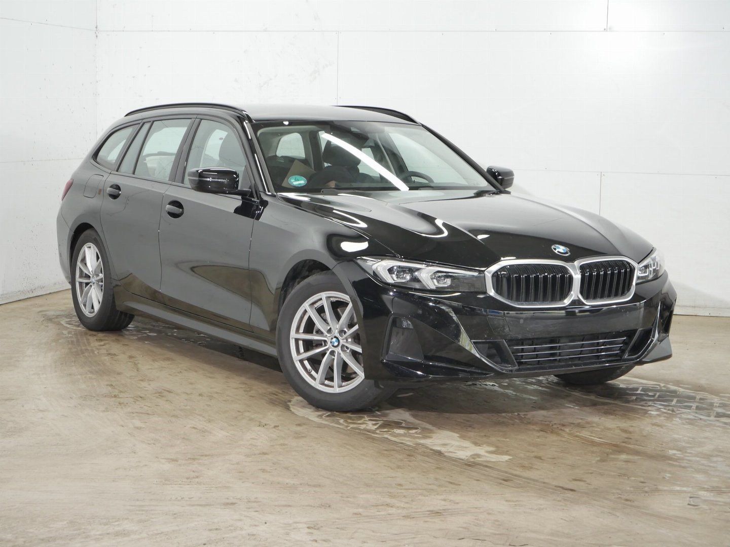 Fahrzeugabbildung BMW 320d Sport Lenkrad | Komfortzugang | Parking-Ass