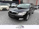 Skoda Octavia Combi Elegance Klima Einparkhilfe - Skoda Octavia aus 2011: Elegance