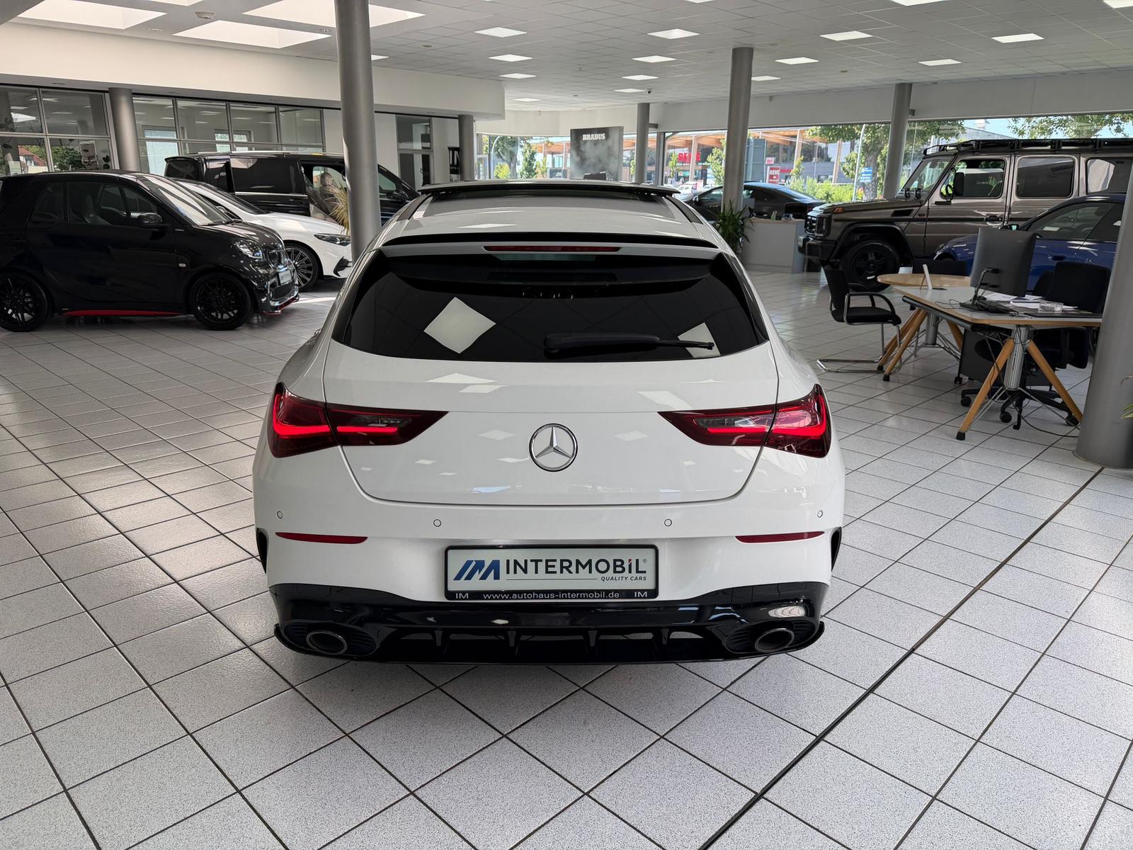 Mercedes-Benz CLA 35 AMG Shooting Brake 4M*AERO-KIT*PANO*STHZG