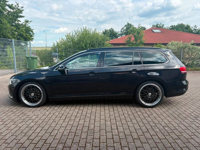 VW PASSAT VARIANT 2.0 TDI COMF.L. AHK NAVI LM 19"