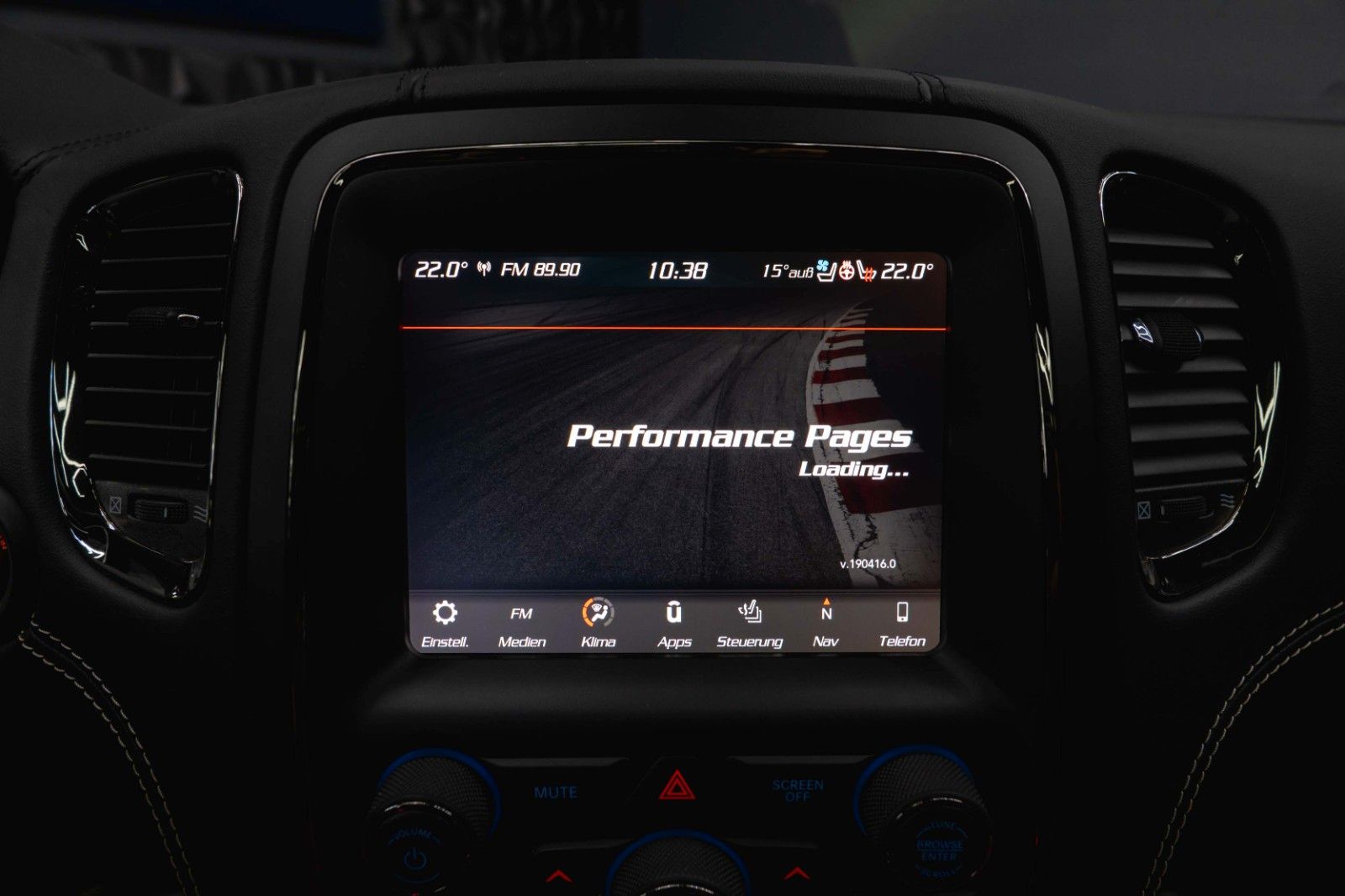 Fahrzeugabbildung Dodge Durango 6.4 V8 SRT Performance 4x4 Night-Paket