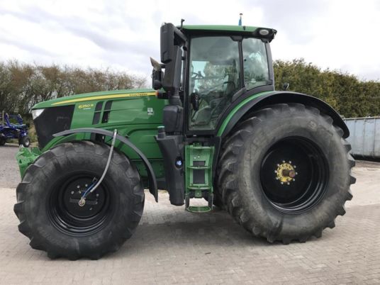 John Deere 6250R