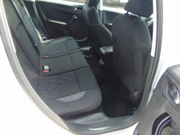 Bild 11 Peugeot 2008 Active Autom.