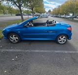 Peugeot 206 CC Platinum 110 Platinium - Peugeot 206 Platinium mit Benzin-Antrieb