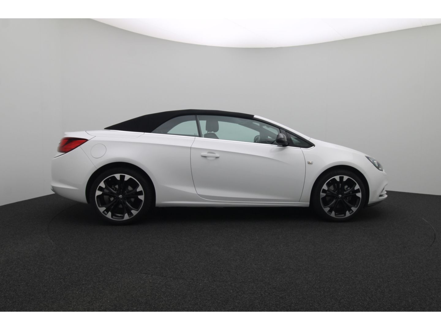 Fahrzeugabbildung Opel Cascada Innovation ecoFlex INNOVA 1.6T(100)6G S