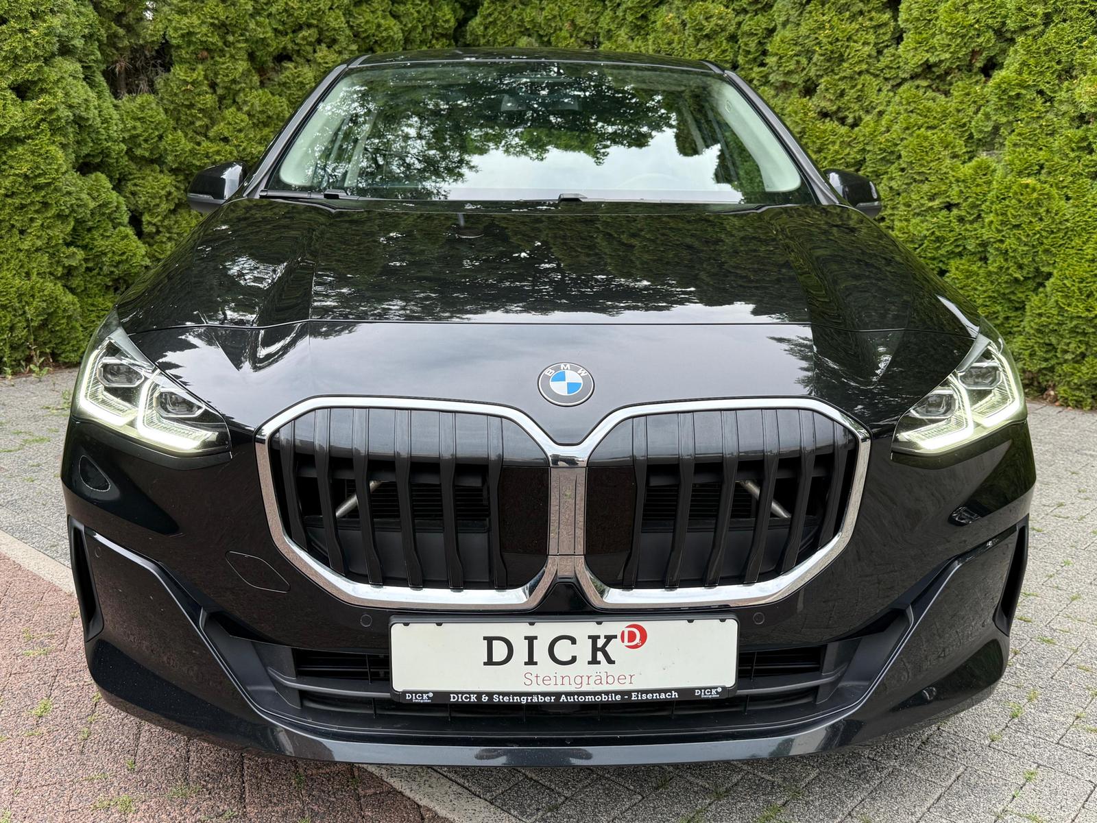 BMW Active Aut. LED+NAVI+SHZ+KAM+AHK+PARK, миниатюра 2