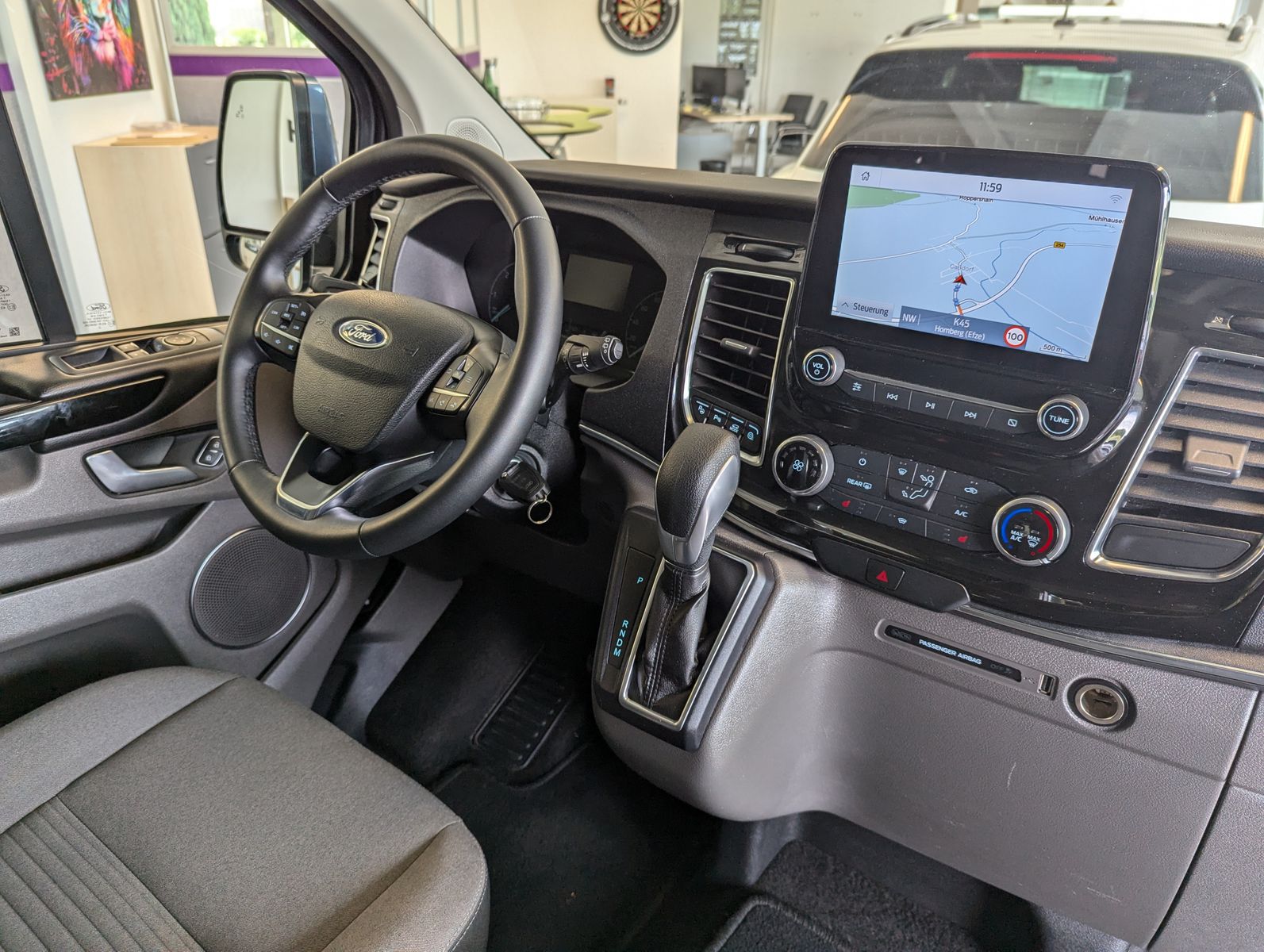 FORD Tourneo Custom 320 L1 Aut. Titanium-X 9-Sitz Xen - Image 11
