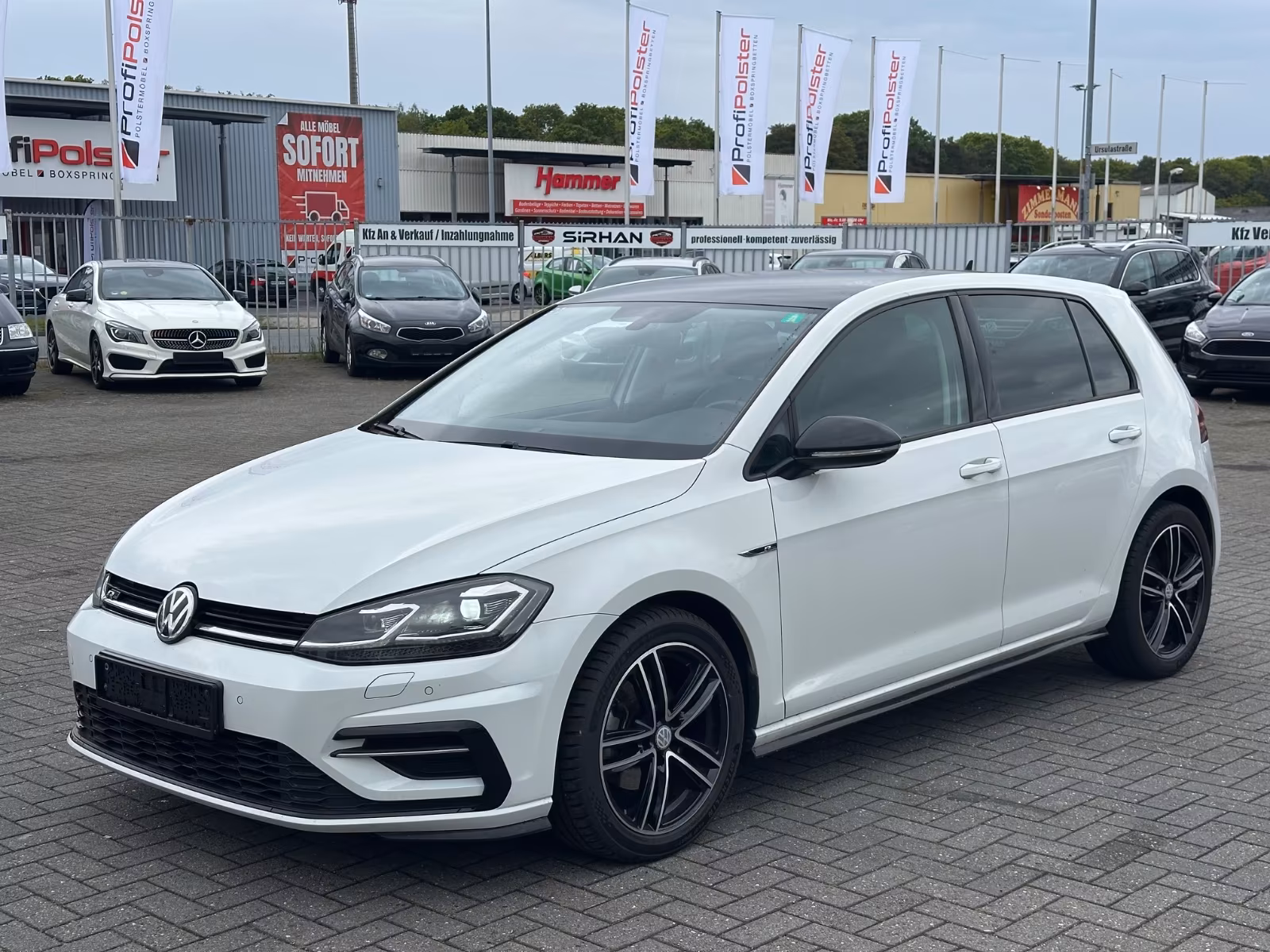 Volkswagen Golf VII Lim. TDI R-Line*LED*DSG*Navi*Leder*