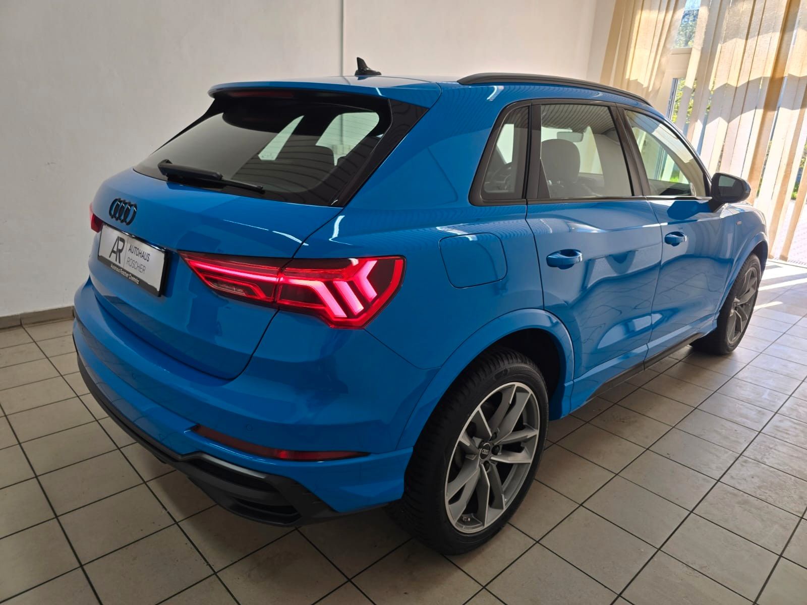 Audi Q3 45 TFSIe 2x S Line LED Virtual 19" Turboblau foto 3