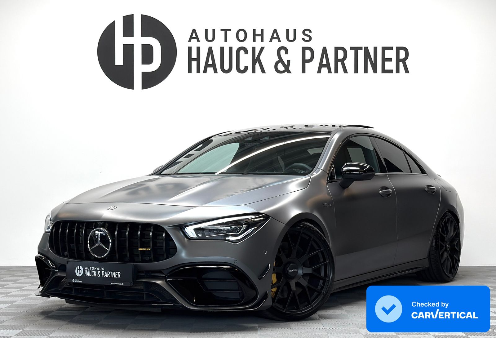 MERCEDES-BENZ CLA 45 AMG S 4M *Pano*Schale*Aero*Burm*Perf-Lenk