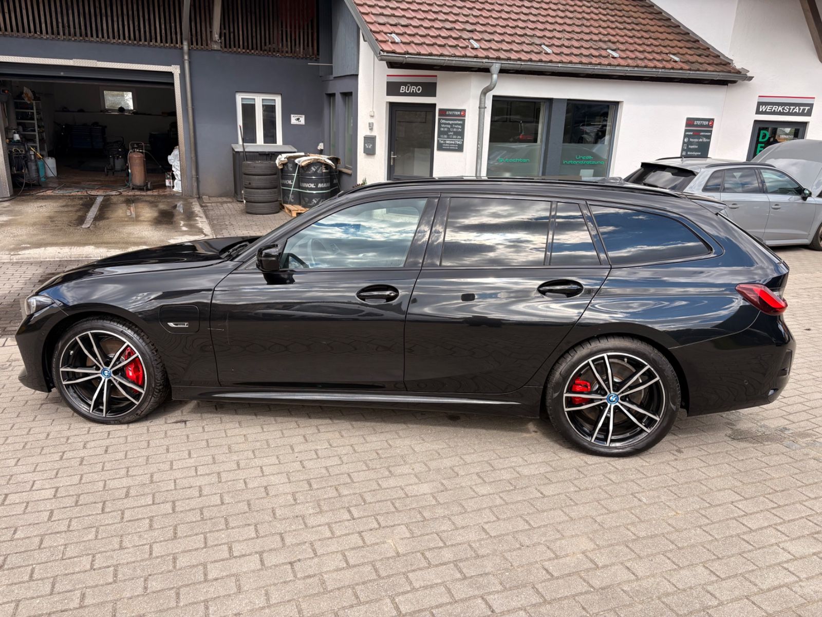BMW 320 e M Sport Pro Touring AllBlack Facelift 1Hd foto 8