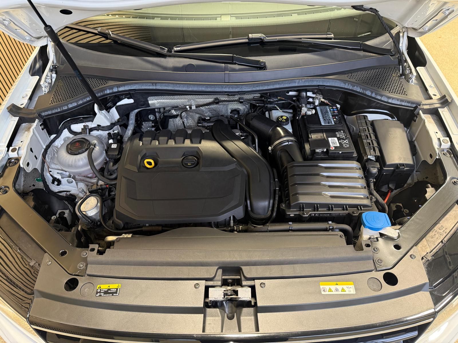 Volkswagen Tiguan 1.5 TSI Comfortline SHZ|AHK|RFK|Winter|PD foto 18