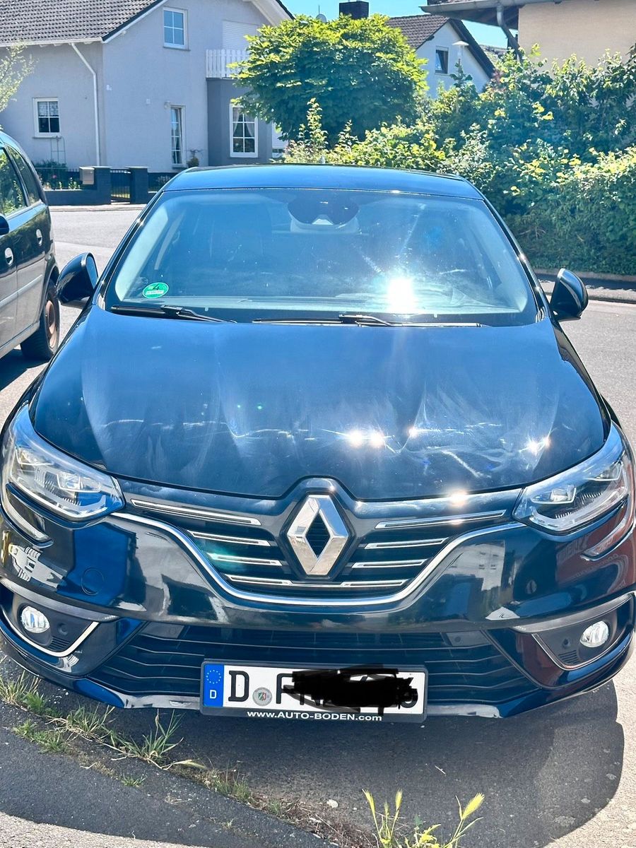 RENAULT Megane