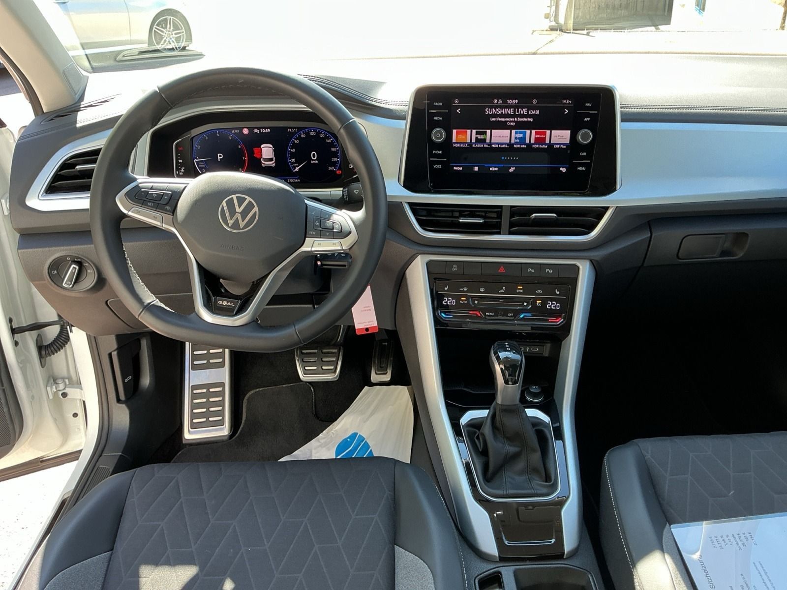 Volkswagen T-Roc - Bild 11
