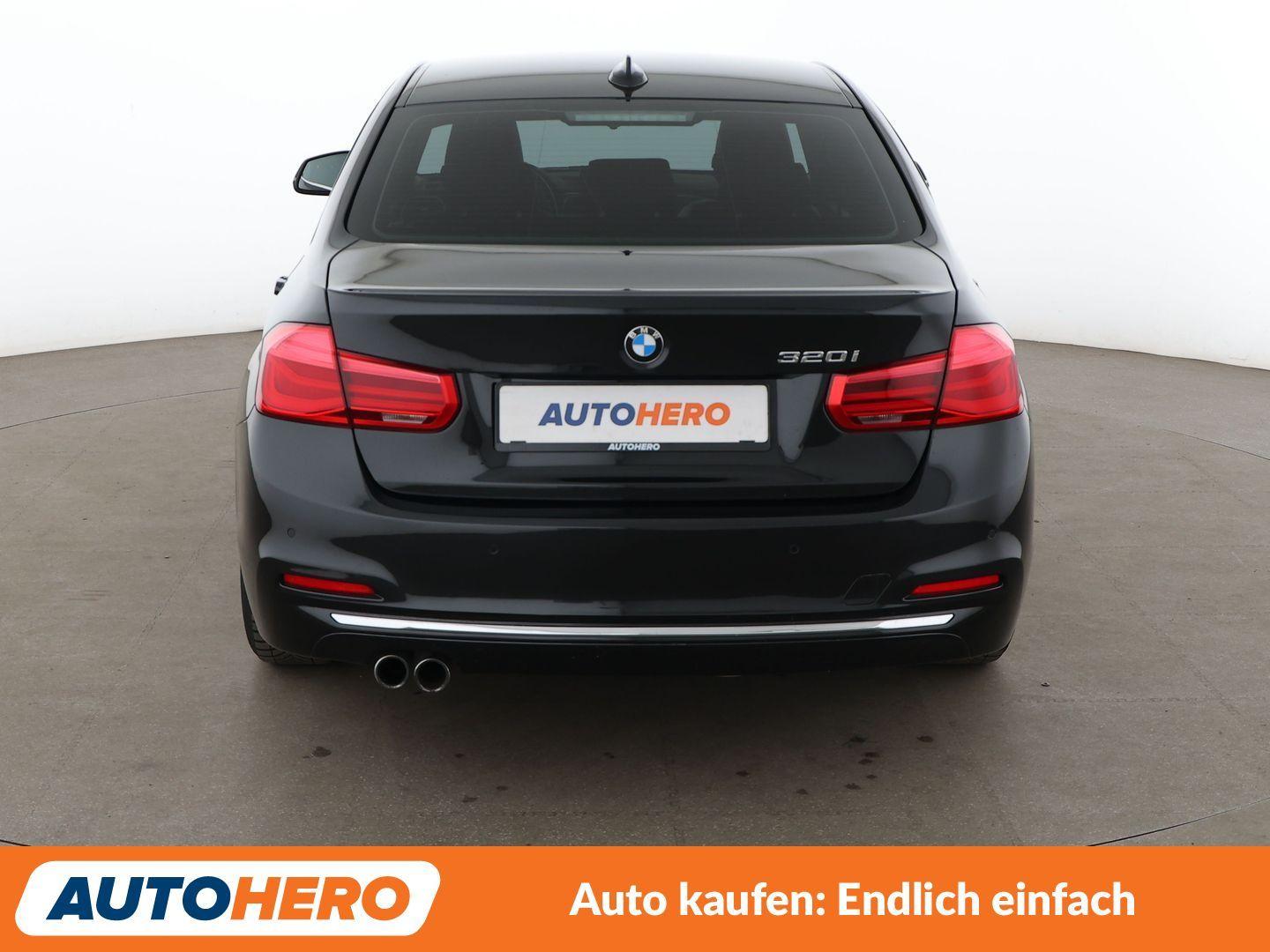 BMW 320i Luxury Line Aut.*NAVI*LED*TEMPO*PDC*SHZ*