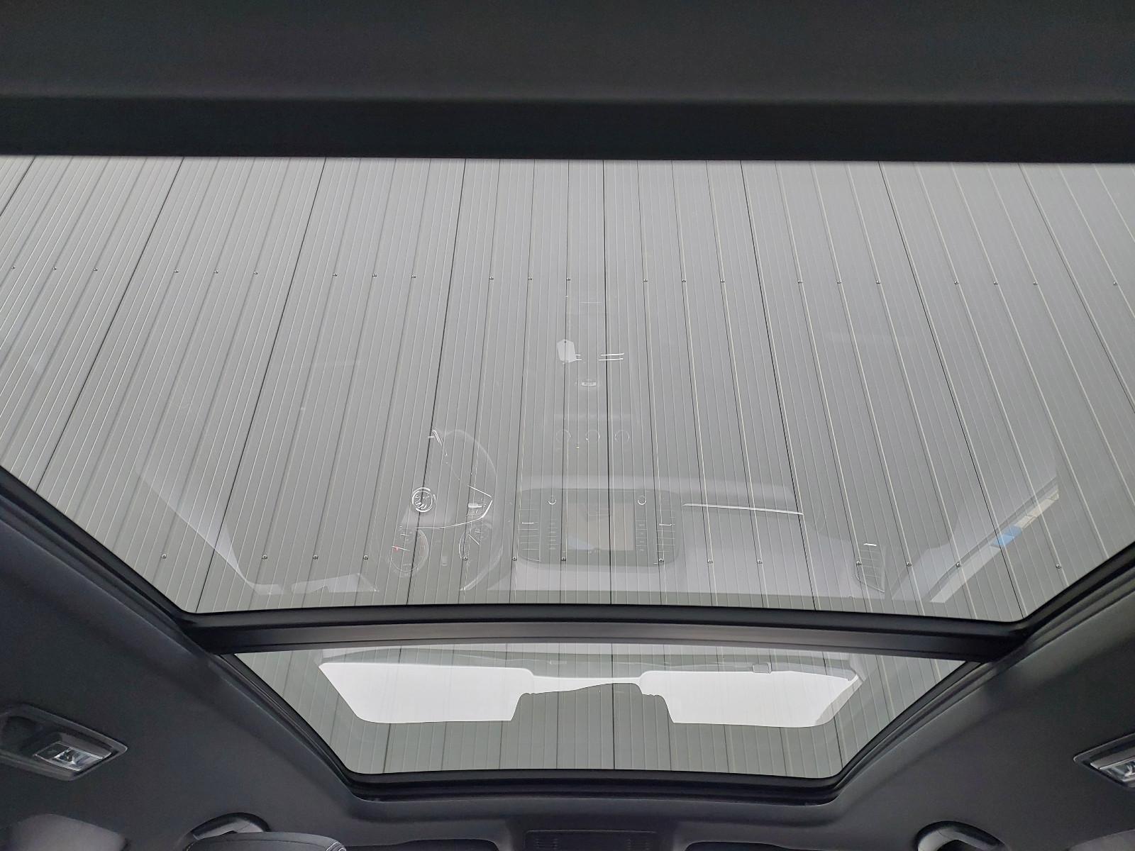 Skoda Karoq Sportline Allrad*Panoramadach*AHK*19°LMF*