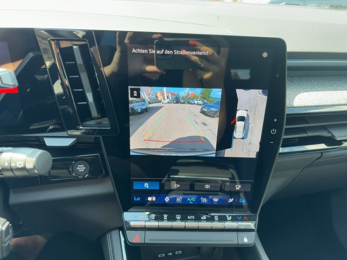 Fahrzeugabbildung Renault Espace Techno E-Tech Full Hybrid 200 SHZ Kamera