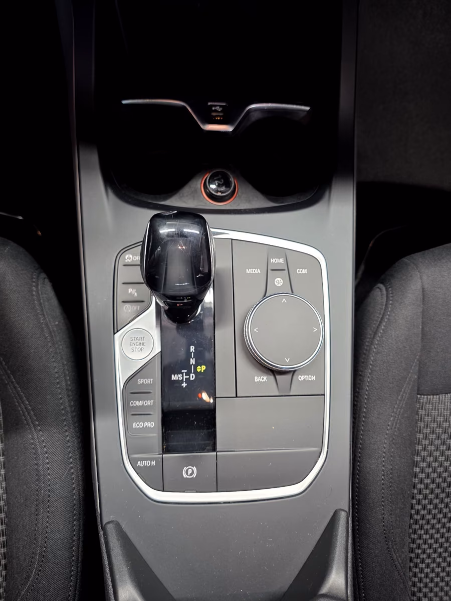 BMW 118 i Advantage, AUTOMATIK, M SPORT 18", M LENKER, миниатюра 18