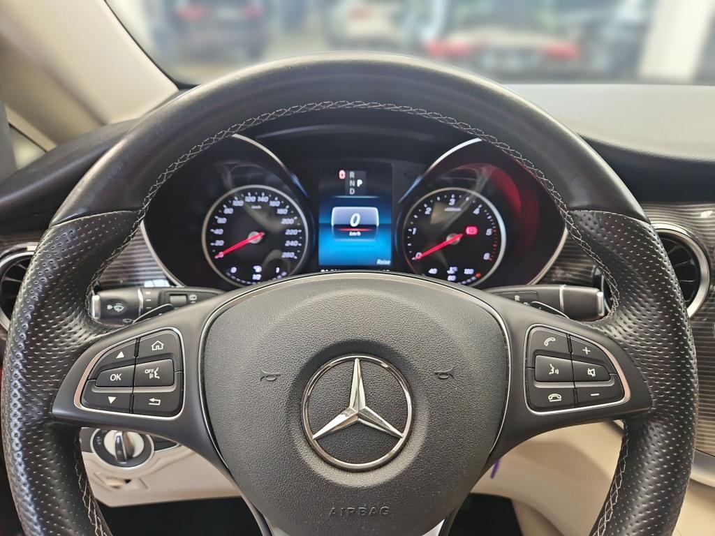Mercedes-Benz V 250 Avantgarde Edition lang 4x4 Tisch Kühlfach