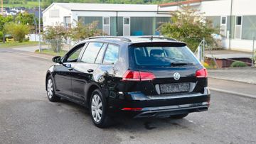Volkswagen Golf - 5