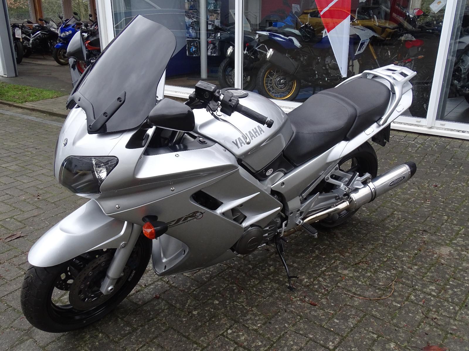 Yamaha FJR 1300 RP04