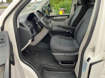 Volkswagen T6 Transporter - 11