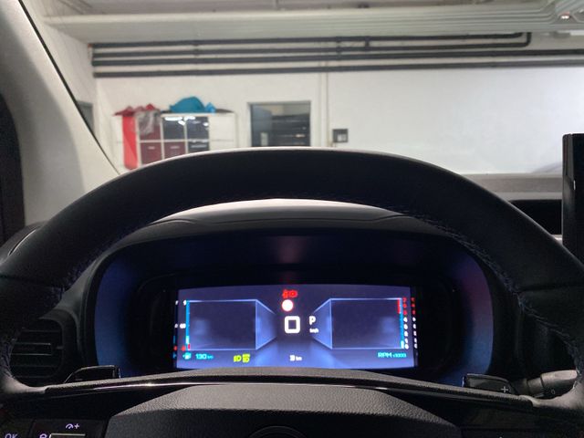 Berlingo Max 130 HDI  EAT8 XTR
