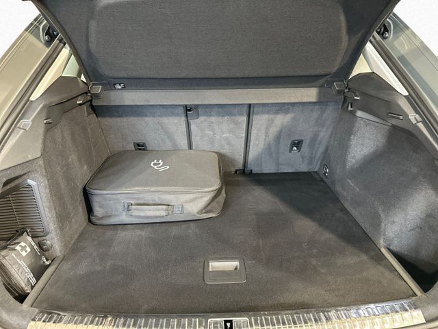 Q3 45 TFSI e S LINE S tronic LED+MMI NAVI+