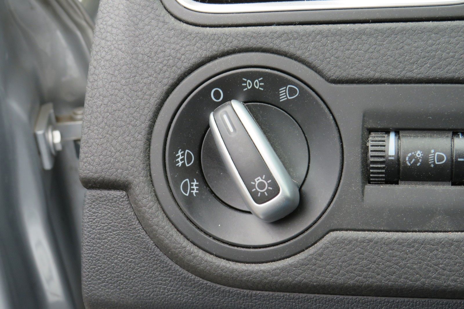 Fahrzeugabbildung Volkswagen Polo V Comfortline KLIMA RADIO SCHECKHEFT