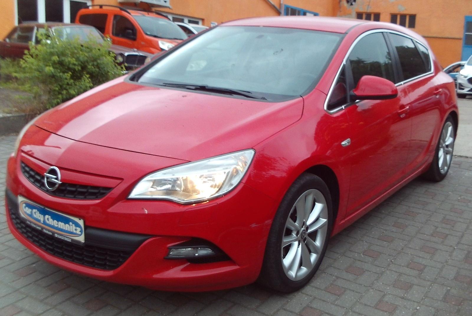 Opel Astra J Lim. 5-trg. Design Edition