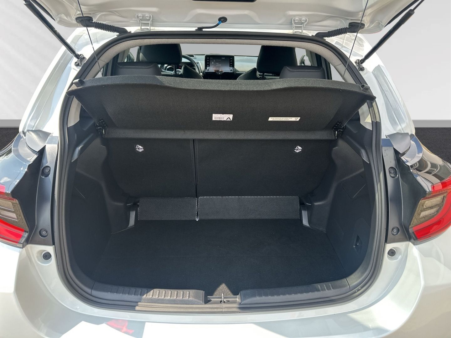 Fahrzeugabbildung Mazda 2 Hybrid Select 1.5 HUD +Digitales Cockpit+LED+A