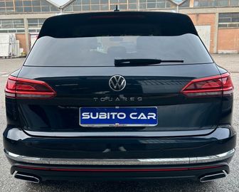 Volkswagen Touareg - 5