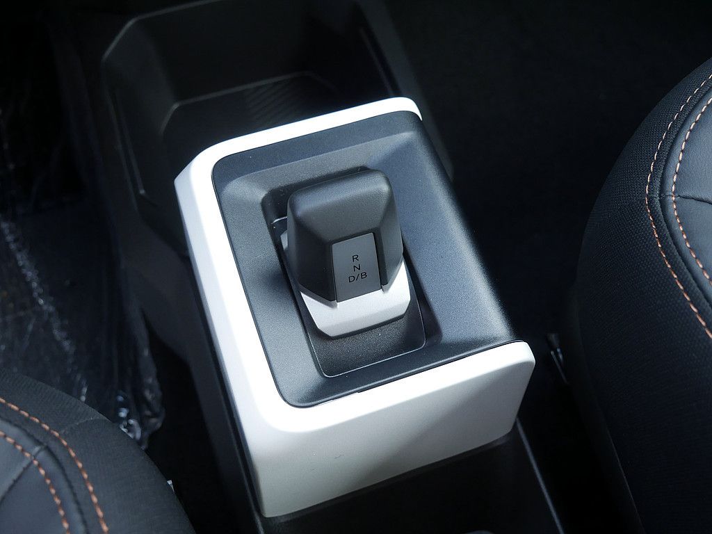 Fahrzeugabbildung Dacia Spring Extreme Electric 65 CCS-Schnellladung