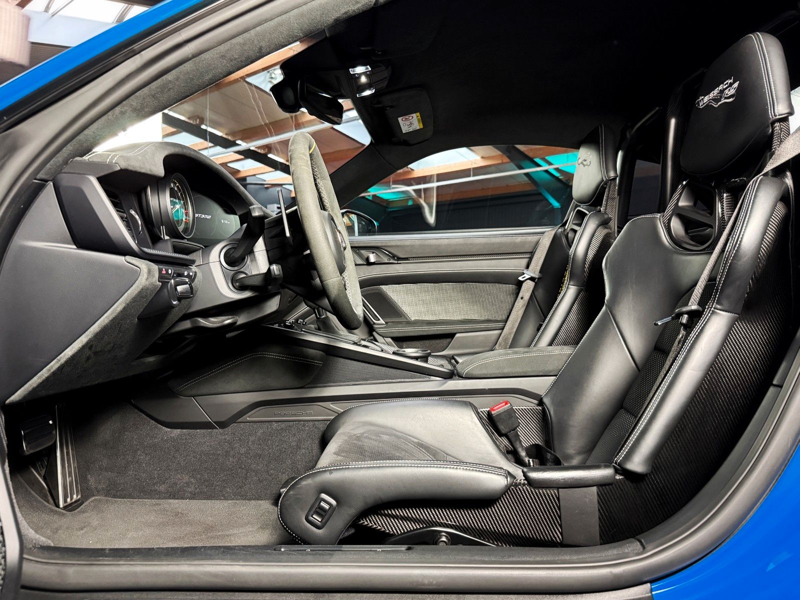 Fahrzeugabbildung Porsche 992 GT3 RS + Approved + Weissach + Sharkblue