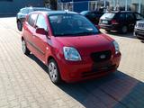 Kia Picanto 1.1 LX - Kia Picanto Lx mit Benzin-Antrieb