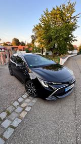 Toyota Corolla 2,0 Hybrid Lounge Touring Sports Lounge - Toyota Corolla: 2.0