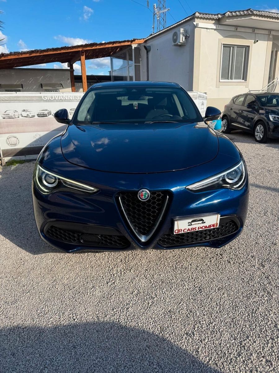 Alfa Romeo Stelvio 2.2 Turbodiesel 160 CV AT8 RW imagem 2