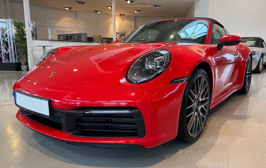 Porsche 992