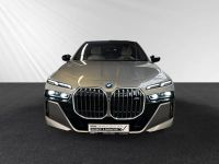 BMW M760 - Vorschau Bild 7