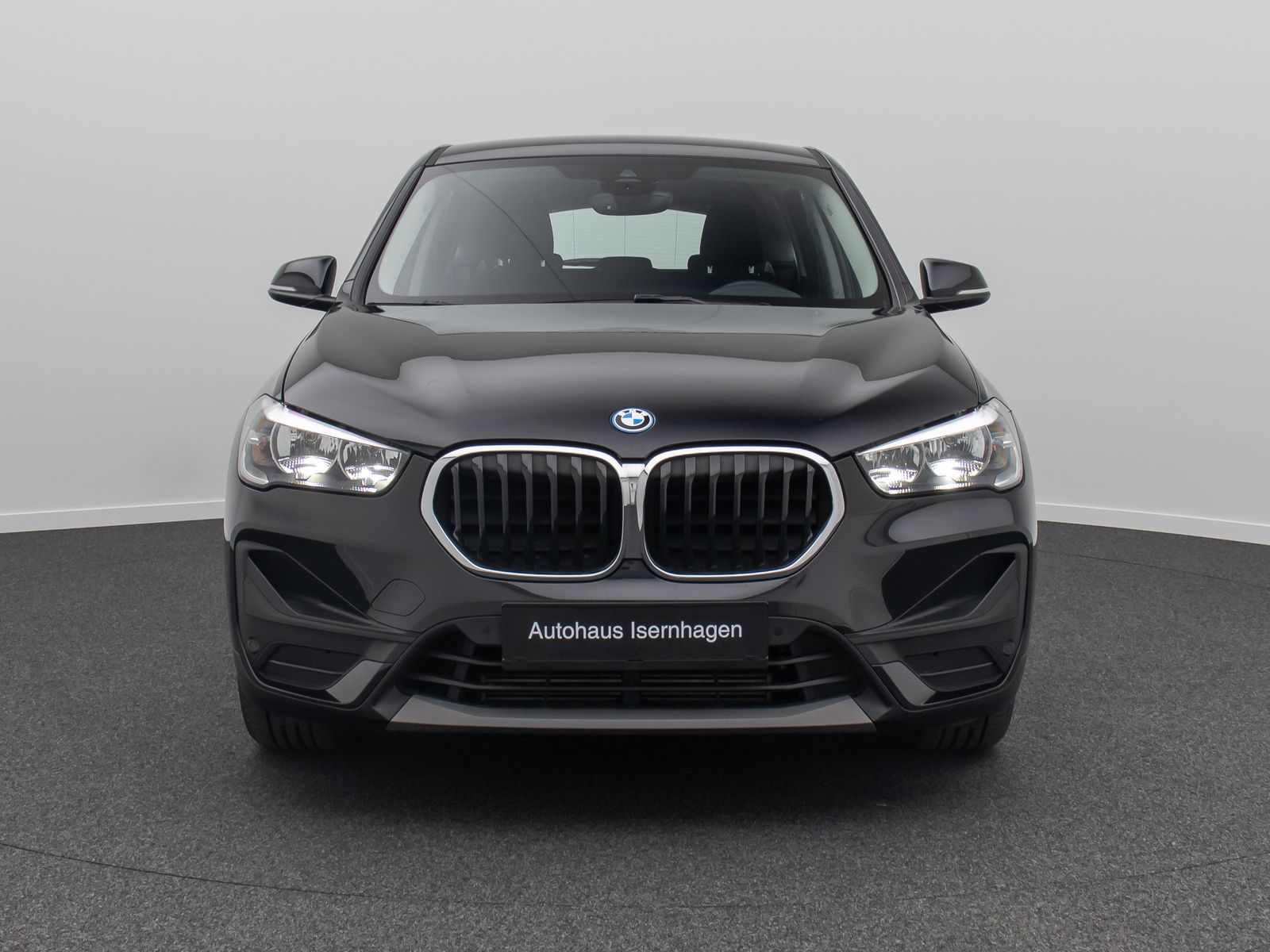 Fahrzeugabbildung BMW X1 xD25e DAB Navi ParkAssist Lordos Geschwindig