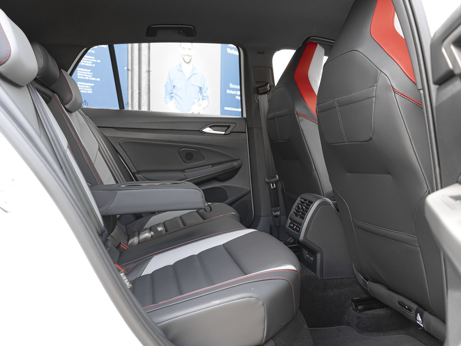 Volkswagen Golf - Bild 12