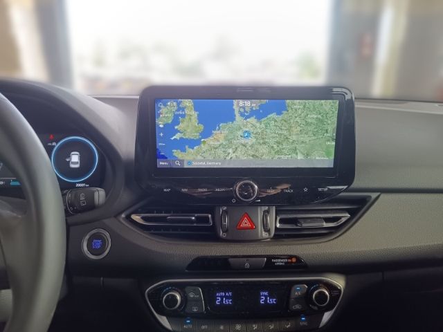Fahrzeugabbildung Hyundai i30 FL 5-Türer (MY25) 1.0 T-GDI (100PS)  Advanta