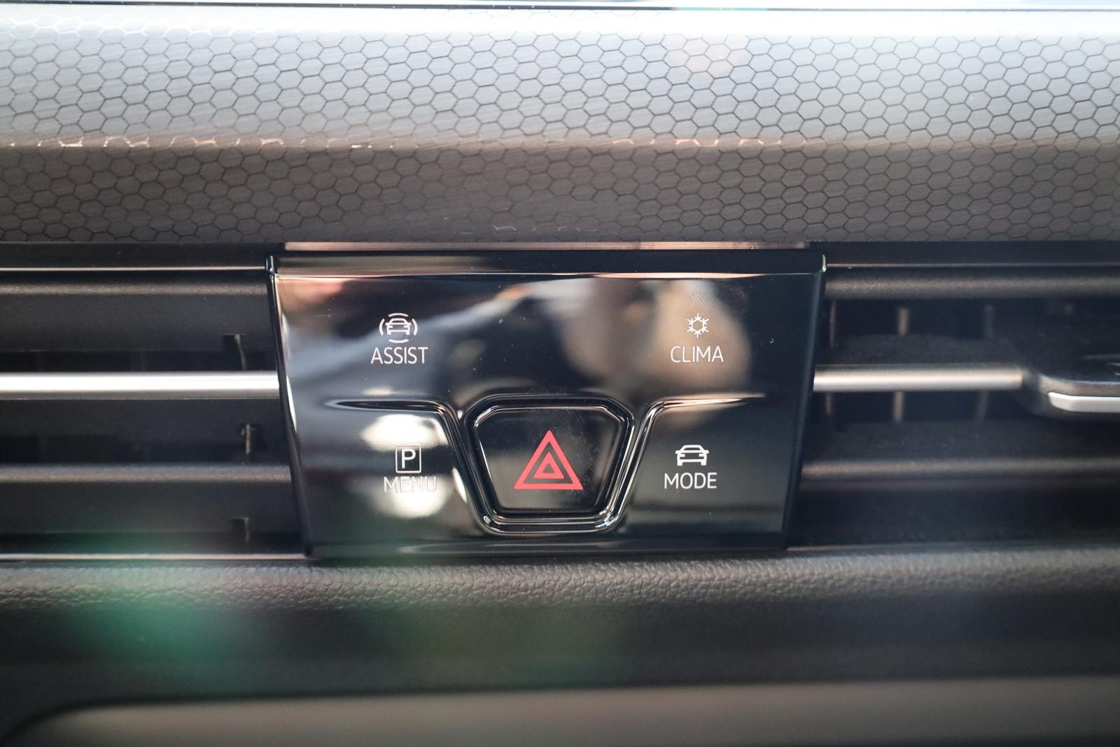 Volkswagen Golf VIII 2.0 GTI LED Navi Bluetooth Sitzheizung, миниатюра 19